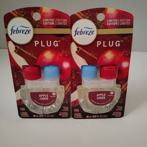 Febreze Apple Cider Scented Air freshener Oil Plug In Refills Lot Of 2